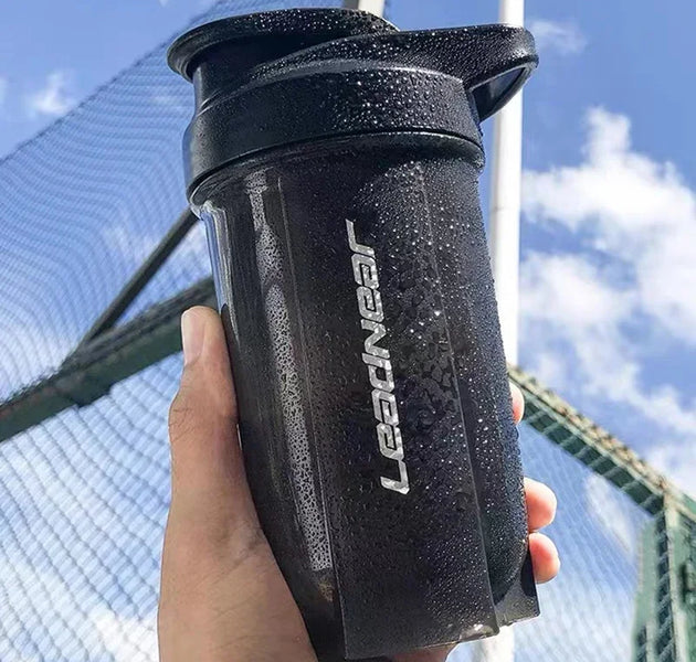 500ml Protein Shaker Bottle With Whisk Ball BPA Free Sport Water Bottle Leak-Proof Mixing Cup For Gym Fitness Training Drinkware